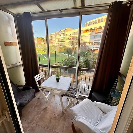 La Petite Fregate Ideal Curiste Apartmán *